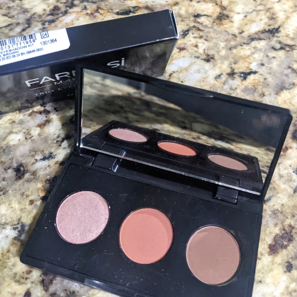 Farmasi Eyeshadow Trio